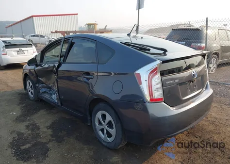 2013 Toyota Prius Two z USA, uszkodzony, nr VIN JTDKN3DU8D5629331